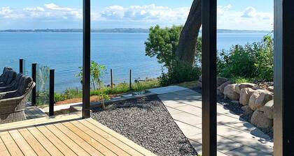 Stylish Seaside Villa on Ven-by Traum