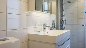 House | Bathroom
