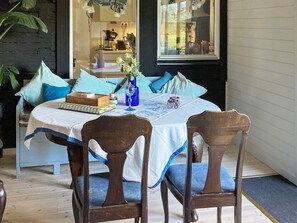 House | Dining
