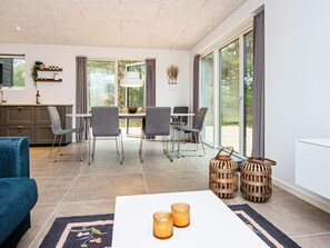 House | Dining