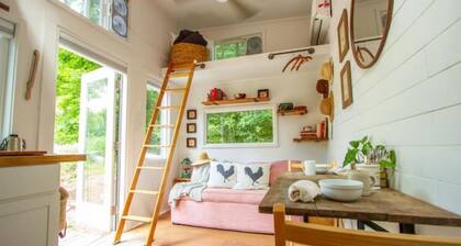 Camped Inn at Sundial Farm -- Tiny House