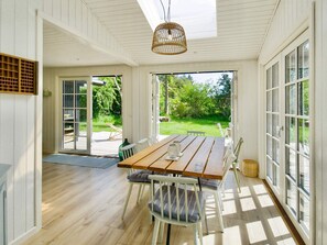 House | Dining - 8 Person Holiday Home in Vejby (Vejby)