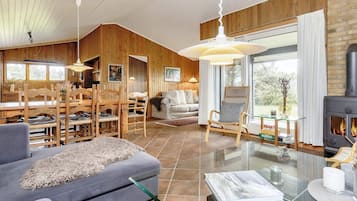 House | Dining