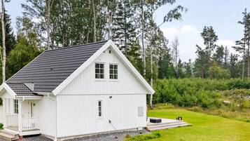 ํ์ฐ์ค | ์ธ๊ด