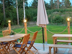 Outdoor dining - 4 Star Holiday Home in Norrtalje (Norrtälje)
