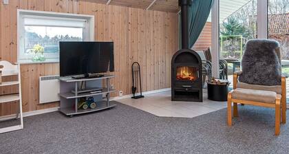 8 Person Holiday Home in Oksbol