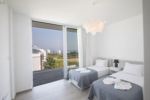 4 Schlafzimmer, Zimmersafe, Bügeleisen/Bügelbrett, Reisekinderbett