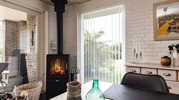 House | Dining