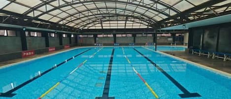 Piscine intérieure