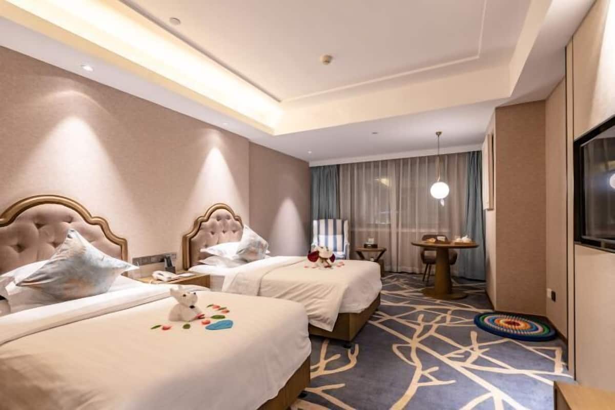 Cots/infant beds
