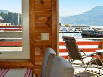 4 Person Holiday Home in Maloy-by Traum