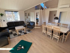 House | Dining