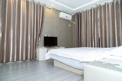 Zhongtai Express Hotel