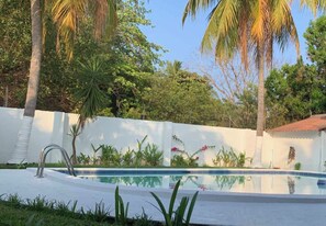Piscine extérieure