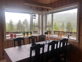 House | Dining