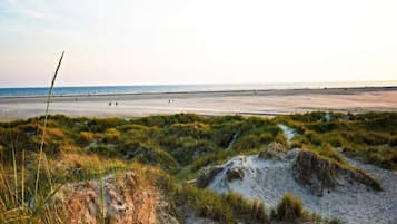 Hus | Utsikt mot vann