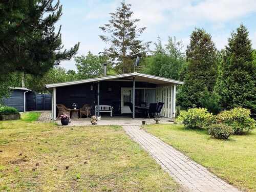 6 Person Holiday Home in Gorlev
