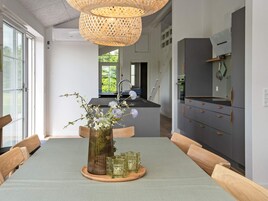 House | Dining