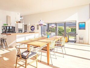 House | Dining - 6 Person Holiday Home in Vaeggerlose (Vaeggerlose)