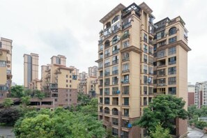 View from property - Yuemei Wanxiang Hotel (Zunyi)