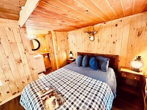 1 quarto, escrivaninha, ferros/tábuas de passar roupa, Wi-Fi de cortesia