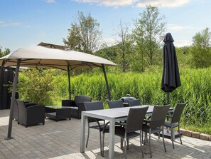 House | Dining - 7 Person Holiday Home in Bjert (Bjert)