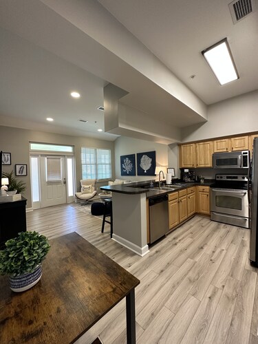 Walk to the beach.  2 Bedroom Condo - "The Blue Palm." 