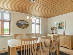 House | Dining