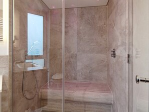 Apartment | Bathroom - 5 Star Holiday Home in Wendtorf (Wendtorf)