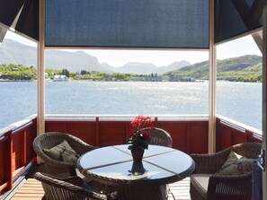 تناول الطعام