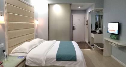 Dequan Hotel