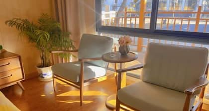 Welcome Song Hotel