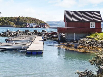 6 Person Holiday Home in Brekstad-by Traum