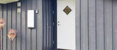 House | Exterior detail