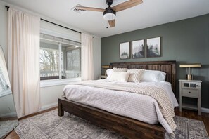 3 عدّة غرف نوم ومكواة/لوح كي وسرير سفر وواي فاي