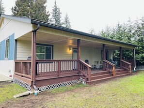 Exterior - BRAND NEW! Entire guest house (Lynnwood)