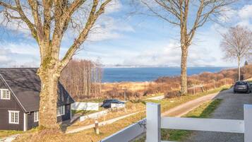 Casa | Vista para a água