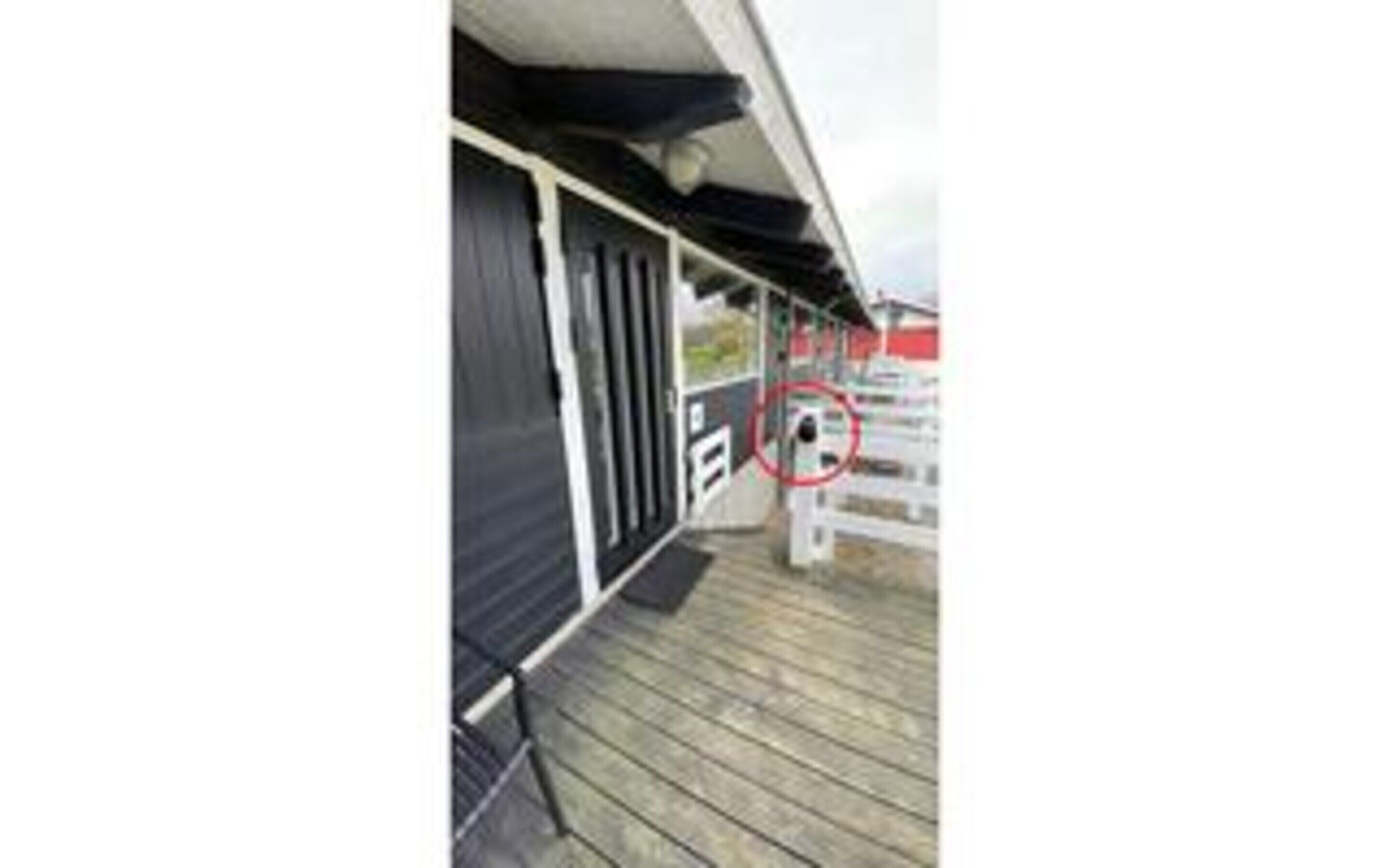 House | Exterior detail