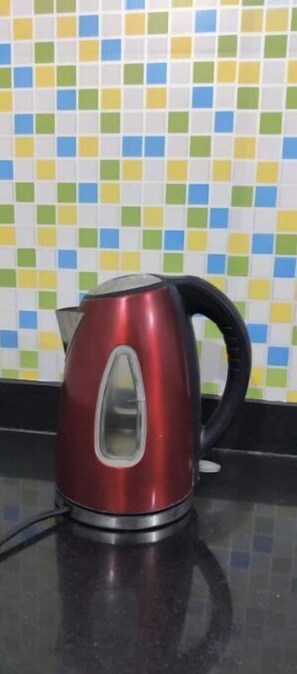 Kaffee und/oder Kaffeemaschine