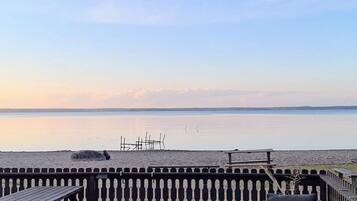 House | Water view