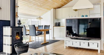 5 Person Holiday Home in Jerup-by Traum