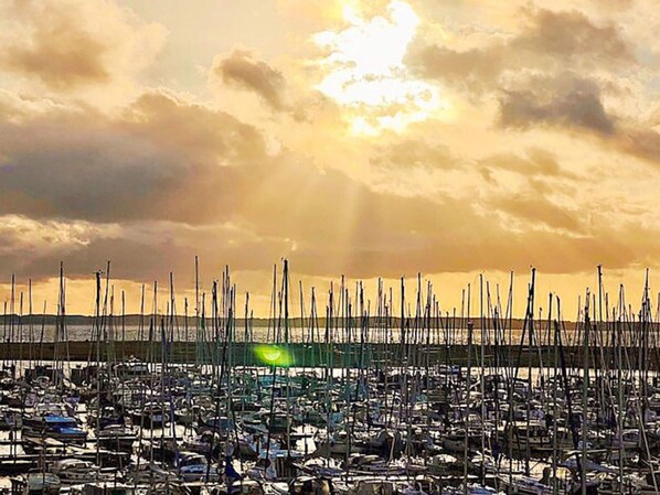 Lejlighed | Udsigt over vandet