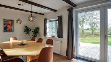 House | Dining