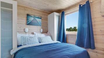 House | 3 bedrooms, individually furnished