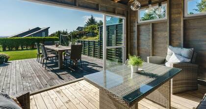 6 Person Holiday Home in Torangsvag-by Traum