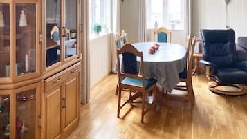 House | Dining