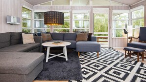 House | Interior - 8 Person Holiday Home in Ronde (Ronde)