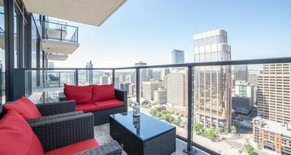 lovely 2 bed with 2 bath condo in downtown