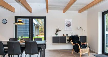6 Person Holiday Home in Hovborg