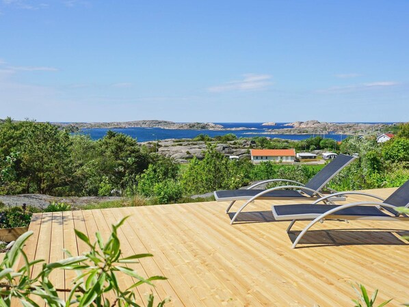 House | Exterior - 4 Person Holiday Home in Bovallstrand-by Traum (Bovallstrand)